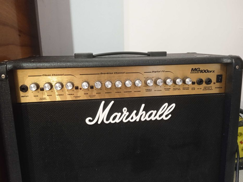 Marshall MG100DFX