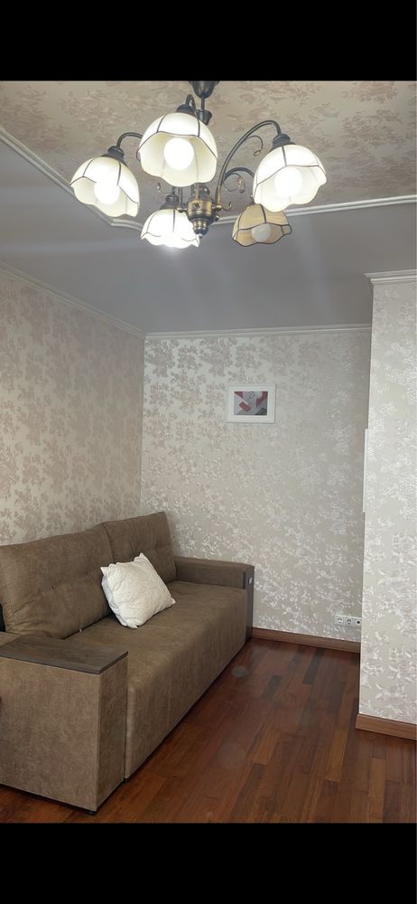 Вул.Велика Васильківська,80. Продаж 1-квартири в Центрі з ремонтом.