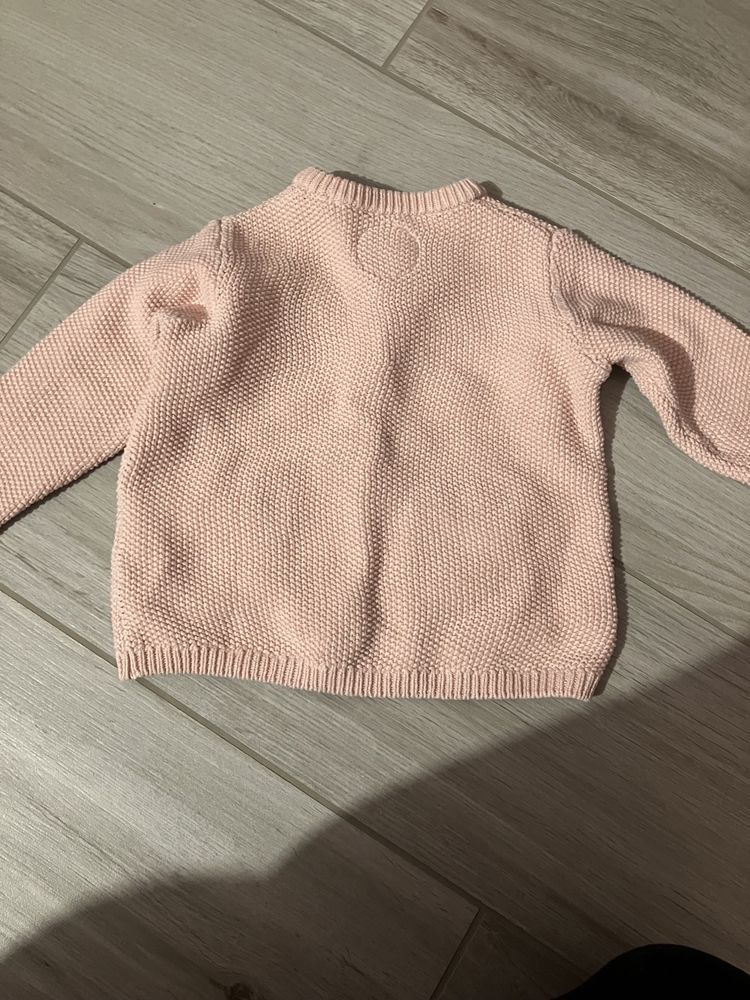 Sweterek rozpinany na guziczki dla dziewczynki - rozmiar 80