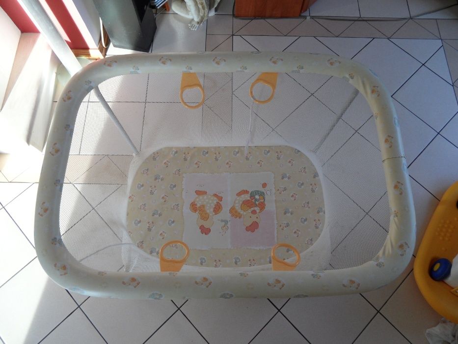 Cama de bébé + parque