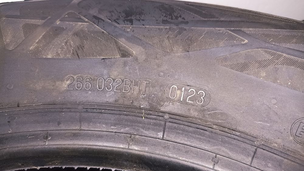 Opony letnie Continental 215/60/17 dot 0123. Ecocontact 6