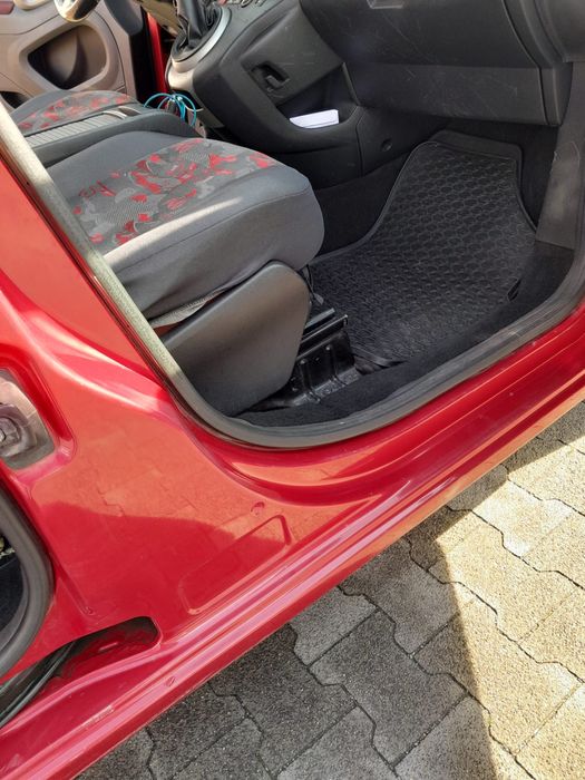 Citroen Berlingo Bogata wersja