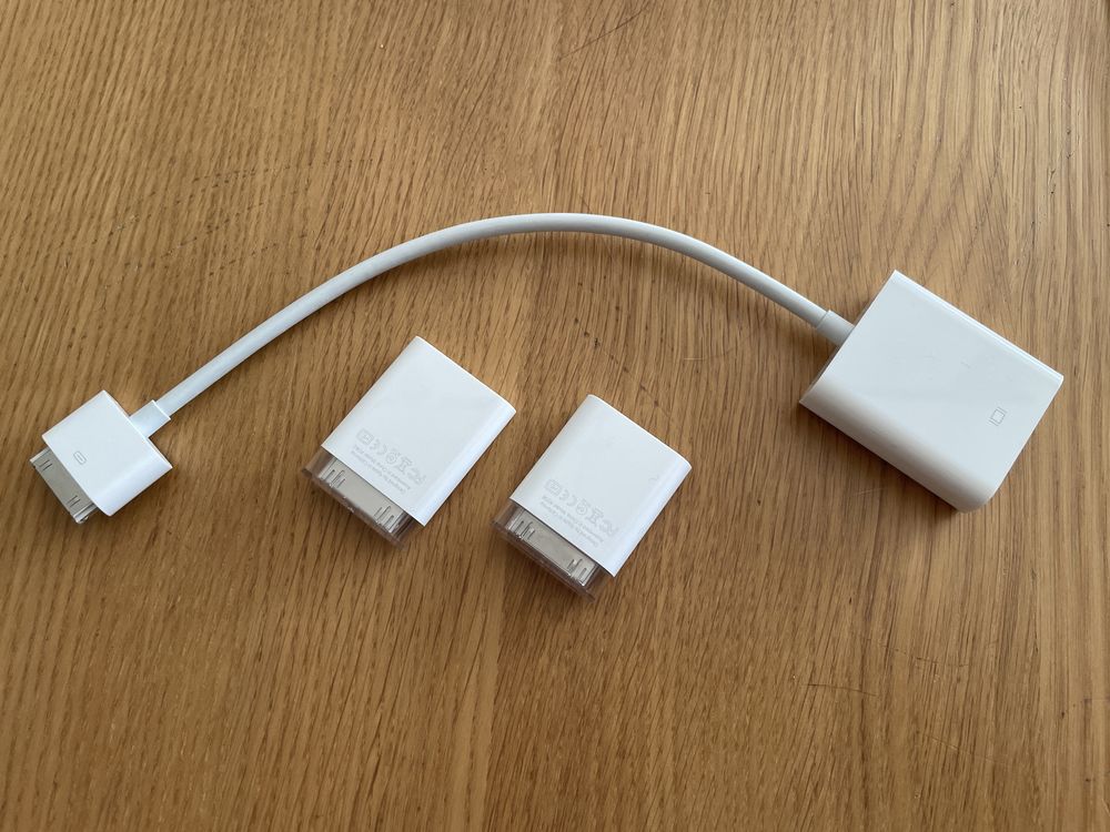 Adaptadores para ligação de 30 pinos de iPhone/iPad