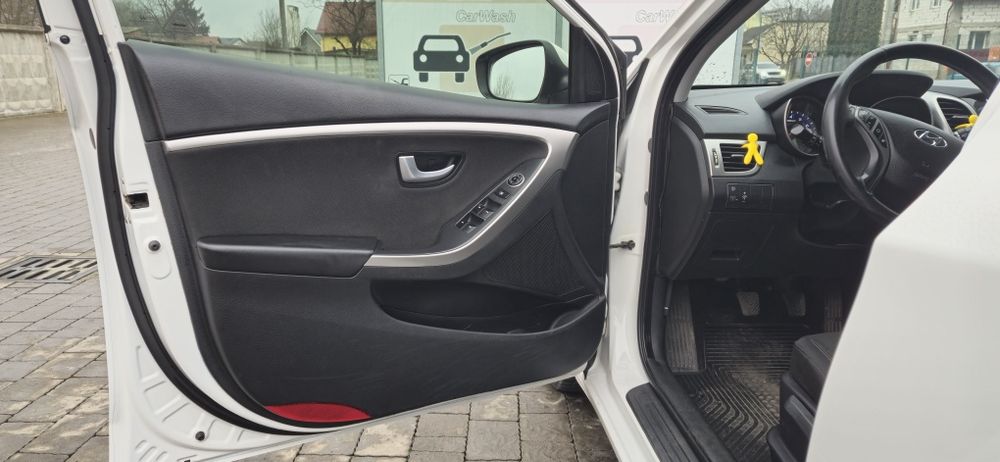 Hyundai i30 SW/МT(130к.с) 2012рік 1.6 бензин