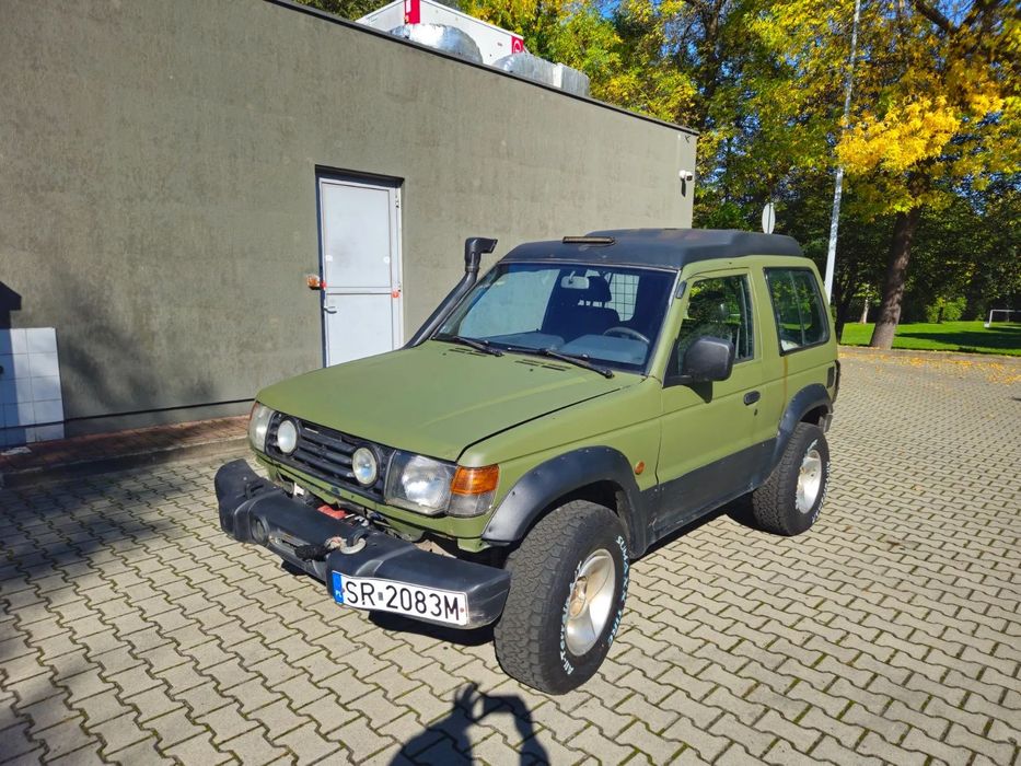 Mitsubishi Pajero Mitsubishi Pajero z 1991 roku z silnikiem diesla 2.5 TD