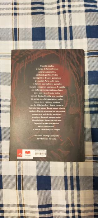 Livro A canção do dragão -Anne McCaffrey