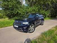 Jeep Grand Cherokee Panoramiczny dach grzana kierownica Overland Piękny