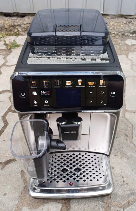 Кофемашина кофеварка Саеко Филипс Saeco Philips EP5447 LatteGo