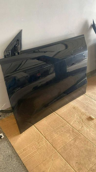 Tesla Model Y Двері Передні/Задні - рестайл дорестайл