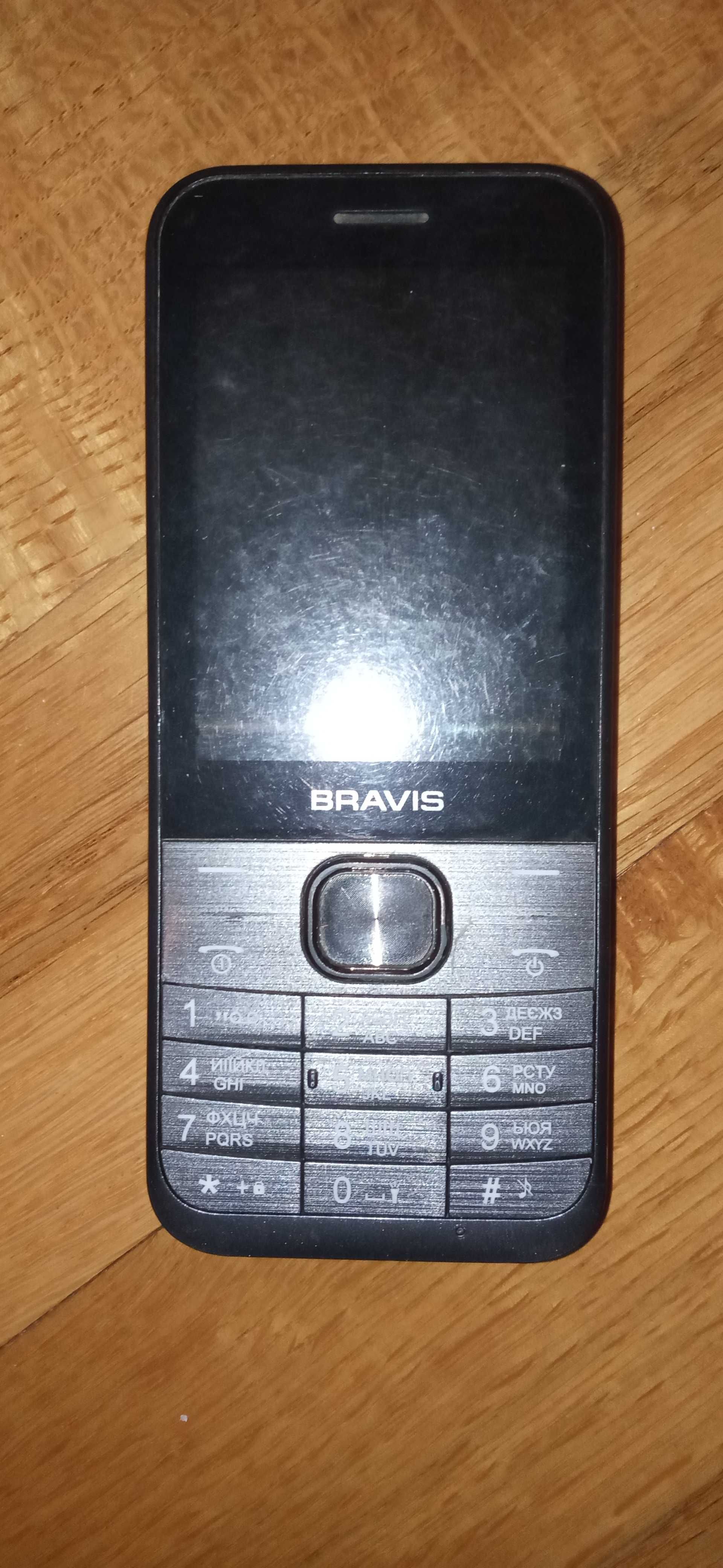 Мобільний телефон Bravis Classic Grey.