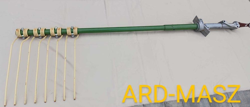 Ramię zgrabiarki Krone