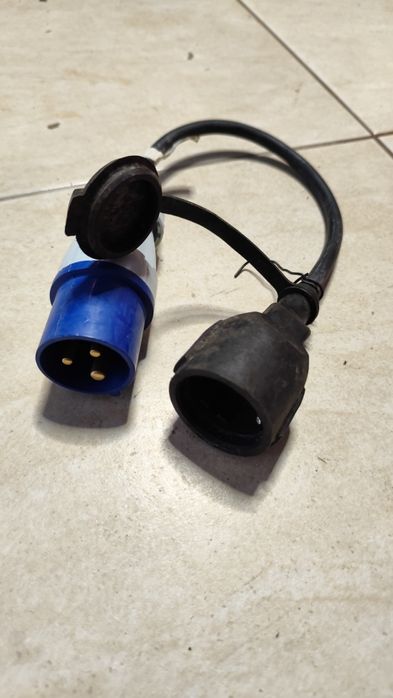 Autocaravana - Cabo Com Adaptador Tomada / Ficha Cee - H07Rn-F 3G2.5 -