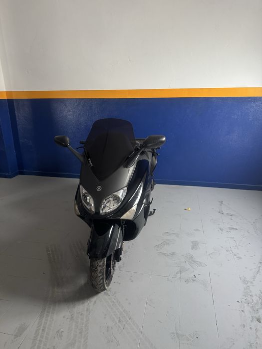 Yamaha T-max 500 como novo
