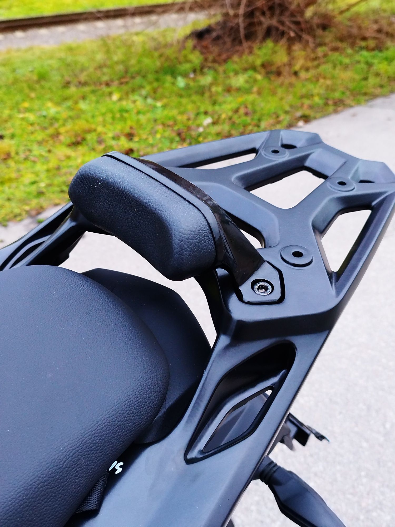 Мотоцикл Bajaj Dominar 400