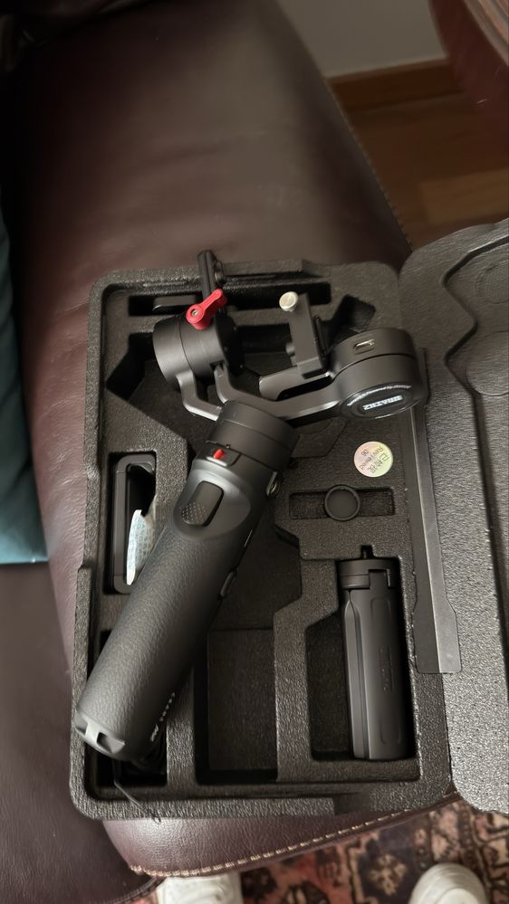 Crane m2 zhiyun estabilizador camera e smartphone