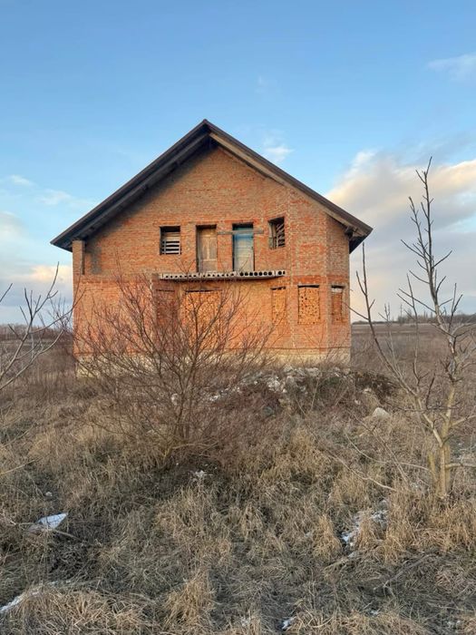 Продаж будинку с. Великі Млинівці