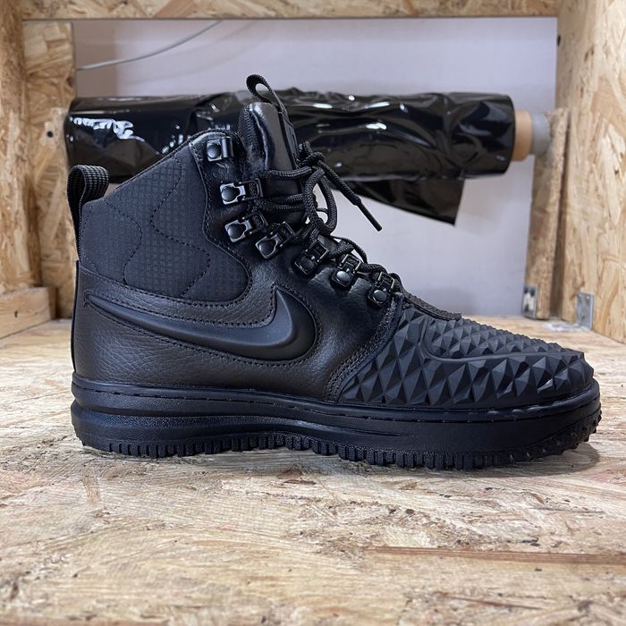 Чоловічі кросівки Nike Lunar Force 1 Duckboot triple black winter