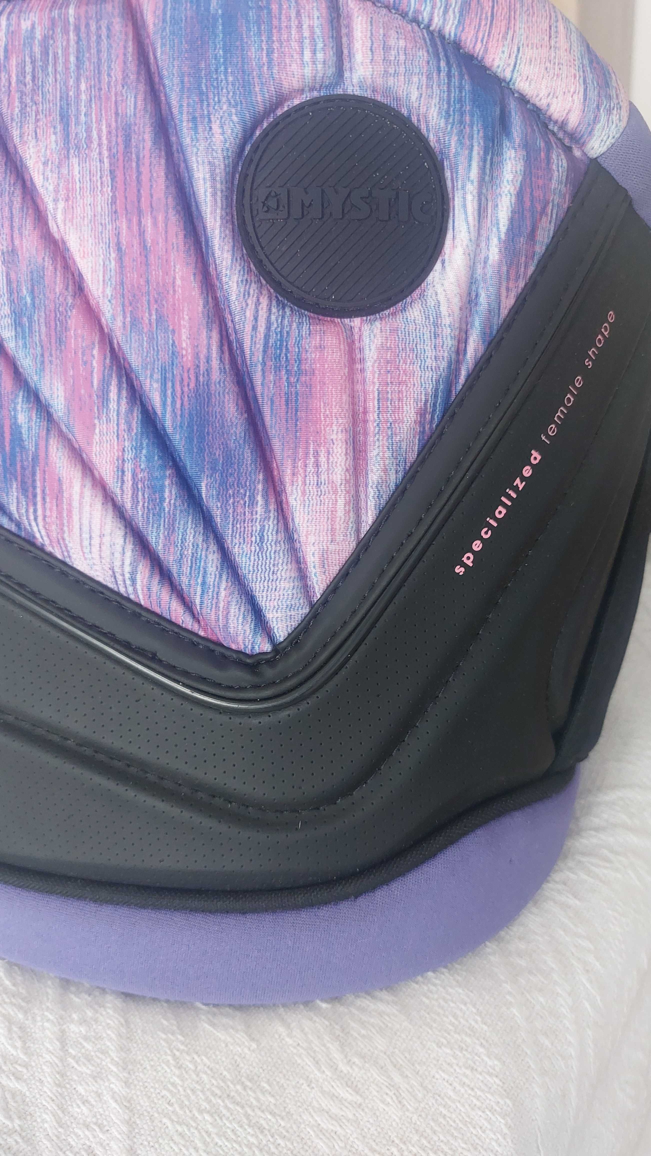 Arnês kitesurf para mulher. Mystic Diva, tamanho M. Como novo