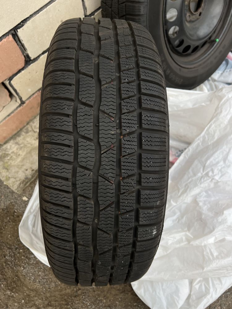 Зимові шини 215/60  R16