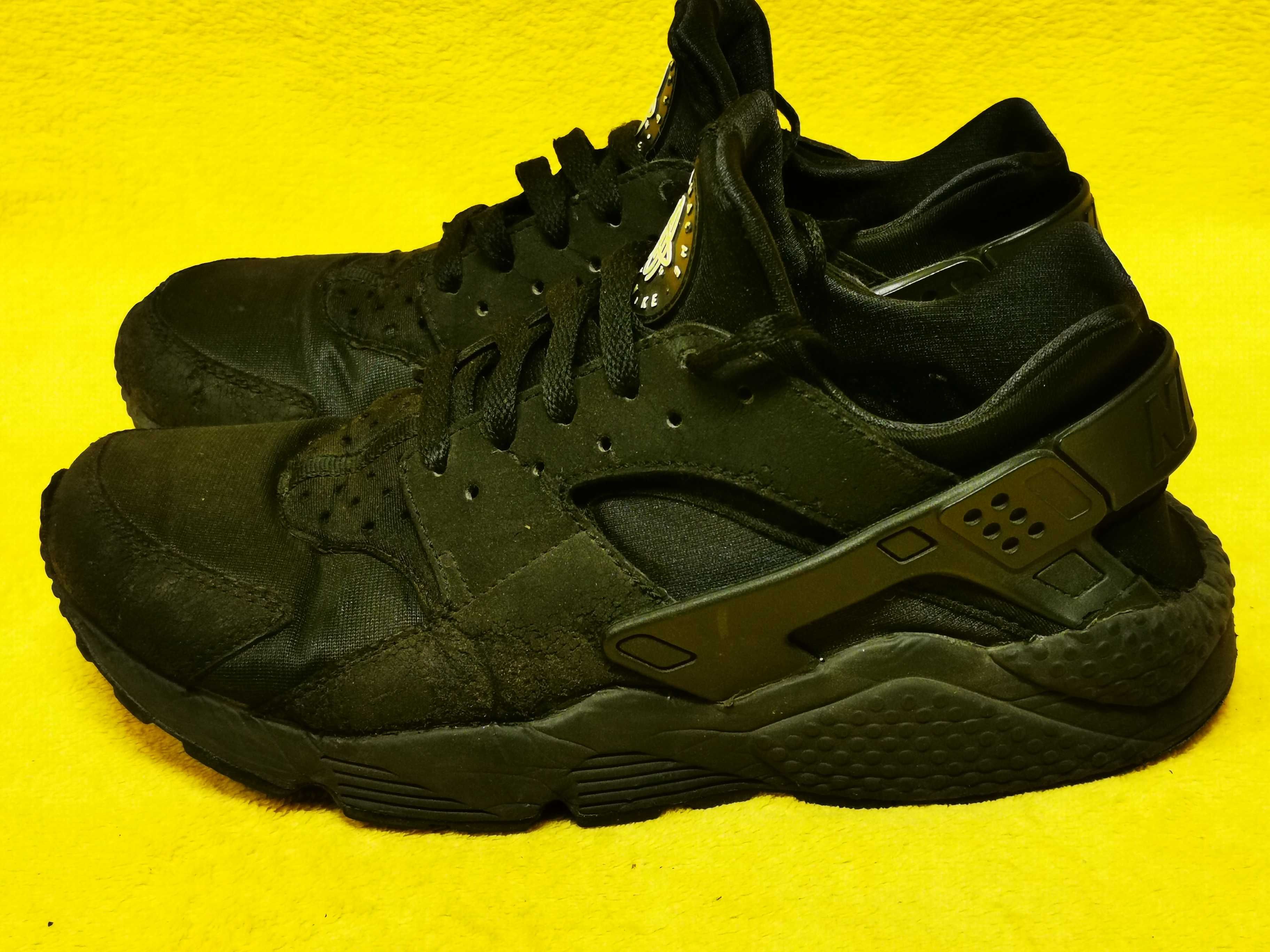 NIKE Air Huarache r.42.5