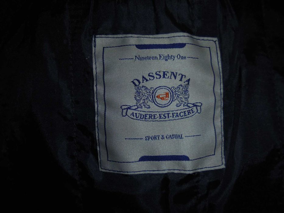 blusão de homem cor azul marinho