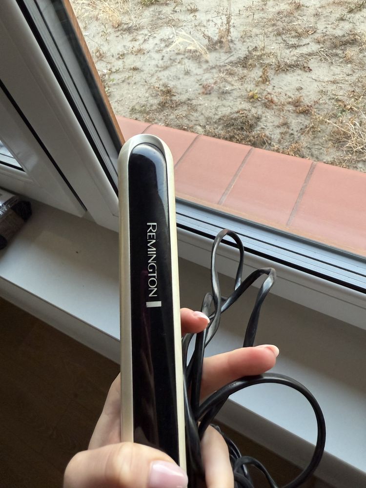 Prostownica Remington czarna sprawna