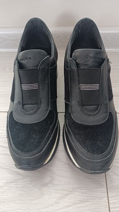 Adidasy-wojas.  Bardzo dobre- 37