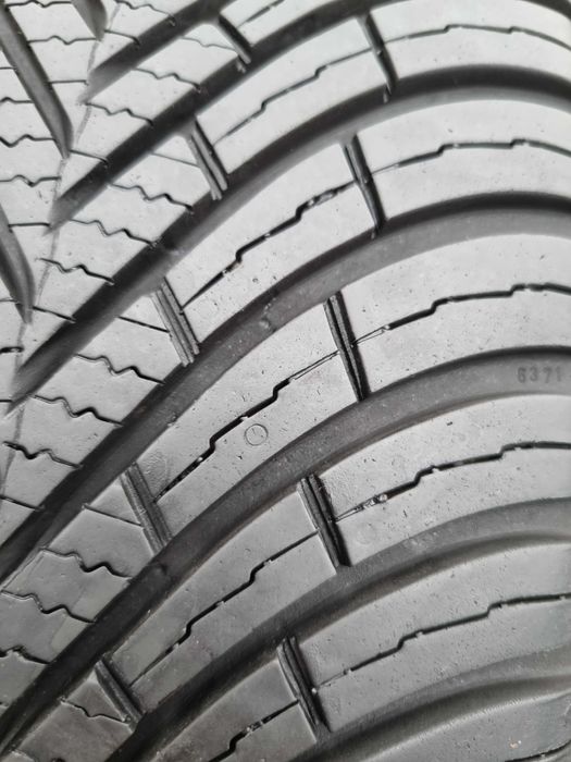 Opony Całoroczne 205/55/16 94V Vredestein Quatrac Rok 2023