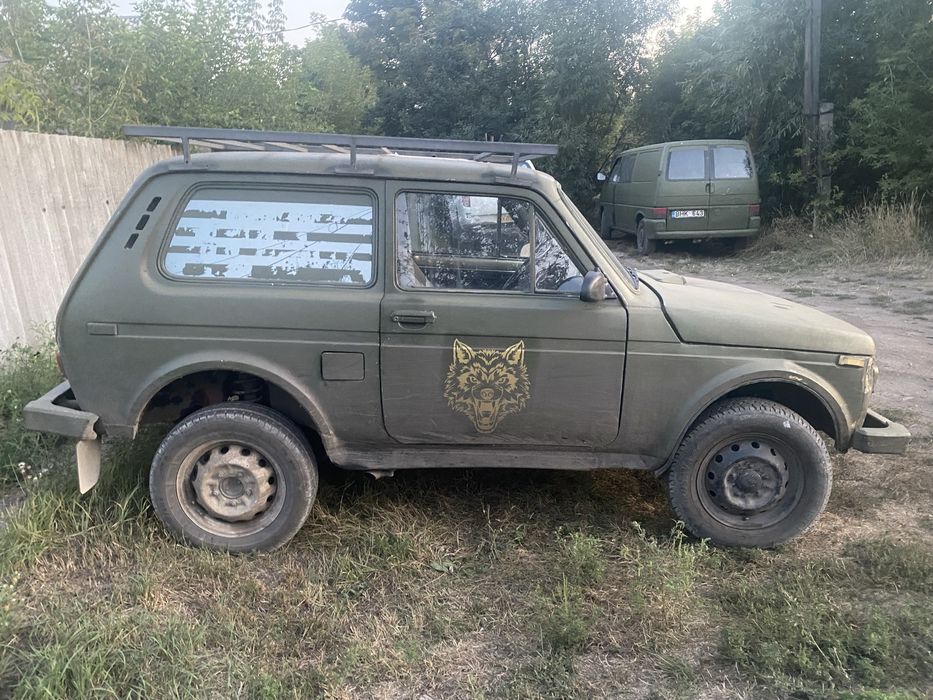 Продам авто Ниву 2121