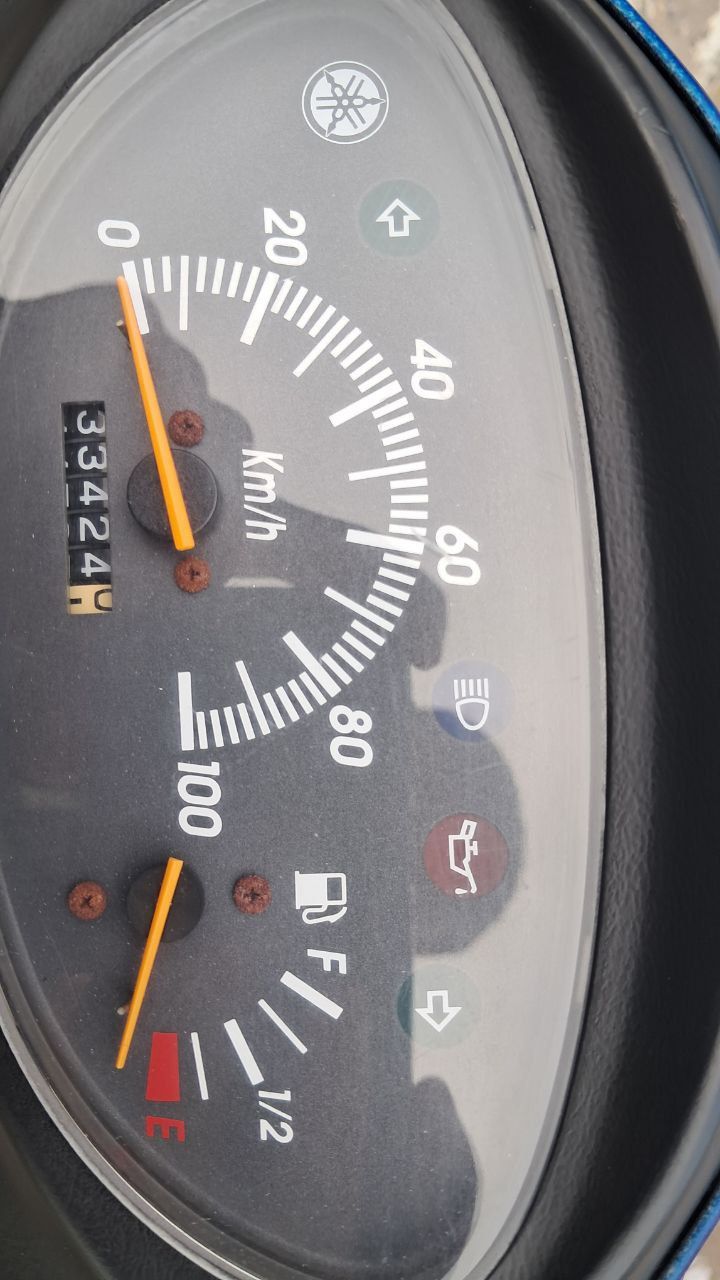 Продам ямаха аксікс 100