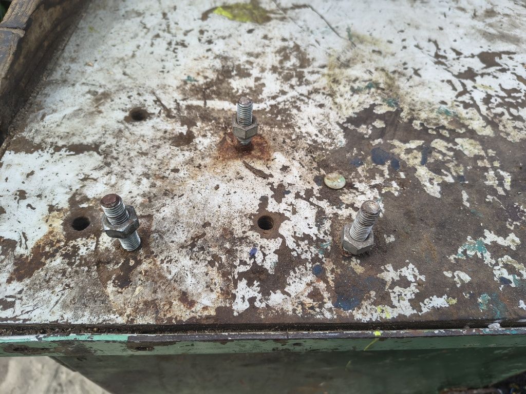 Stoł warsztatowy metalowy