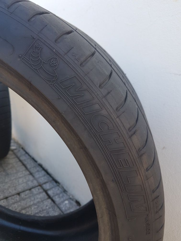 Par de pneus Michelin