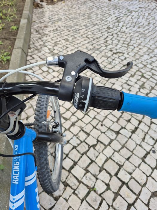 Bicicleta B'TWIN roda 20