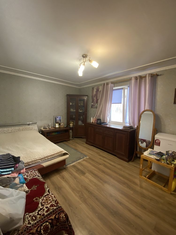 Продаж будинку+ 6 сот Київська обл, Вишгородський район, Нові Петрівці