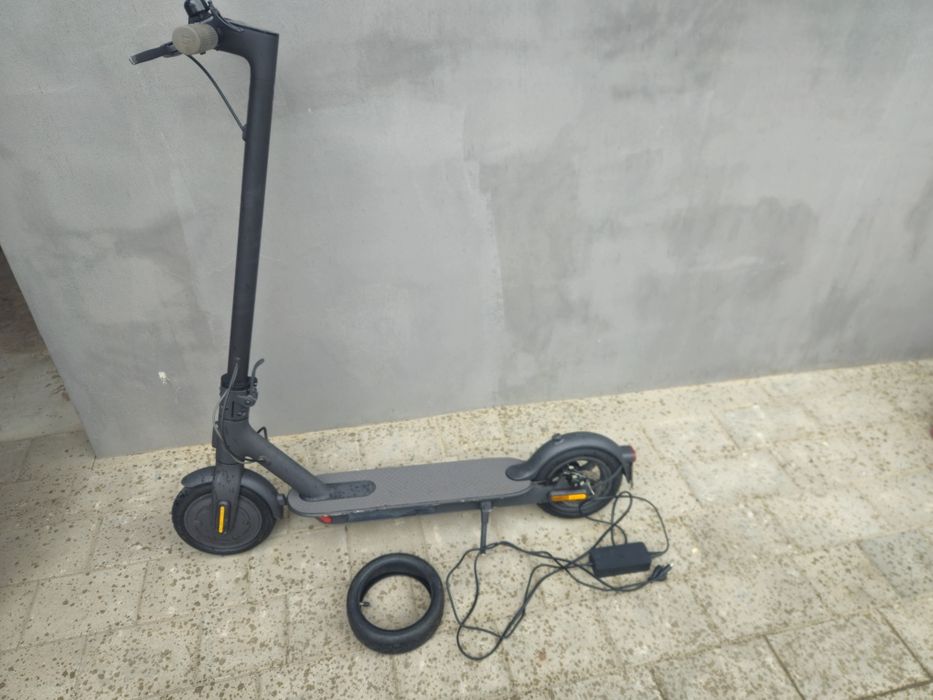 Hulajnoga Elektryczna Xiaomi Mi Scooter 1S