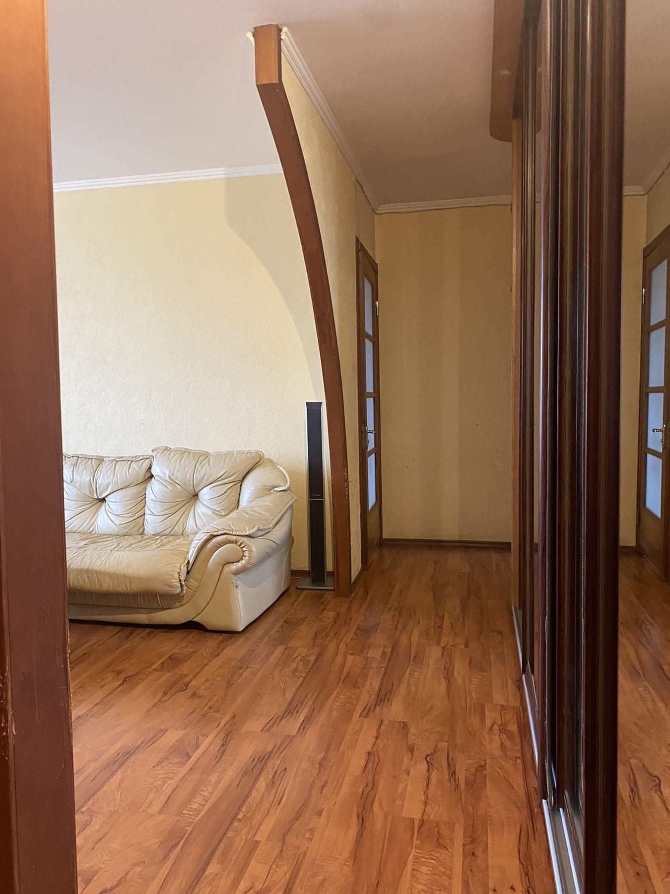 Продам 3 ком кв с кап ремонтом пос Жуковского