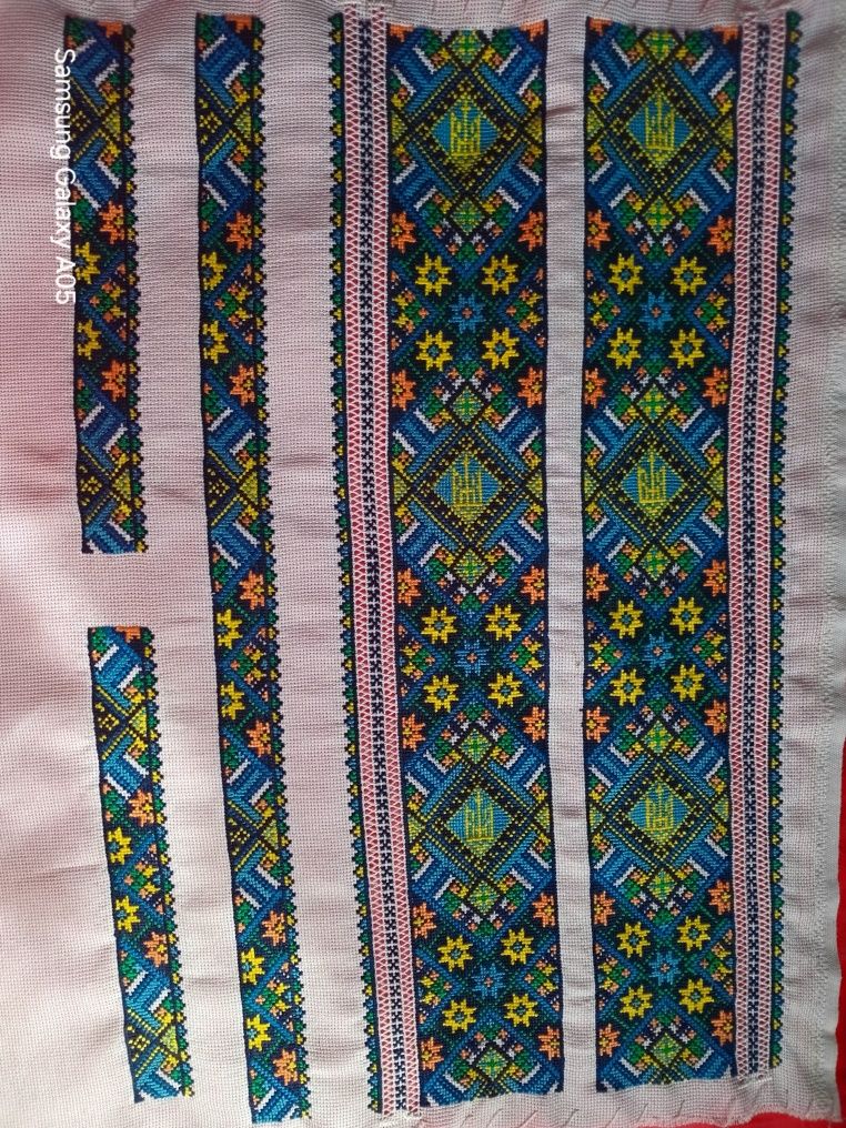 Вставка до чоловічої вишиванки