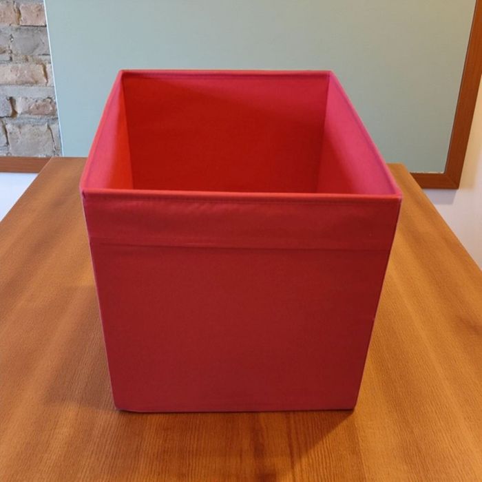 Nowy czerwony kosz organizer na zabawki