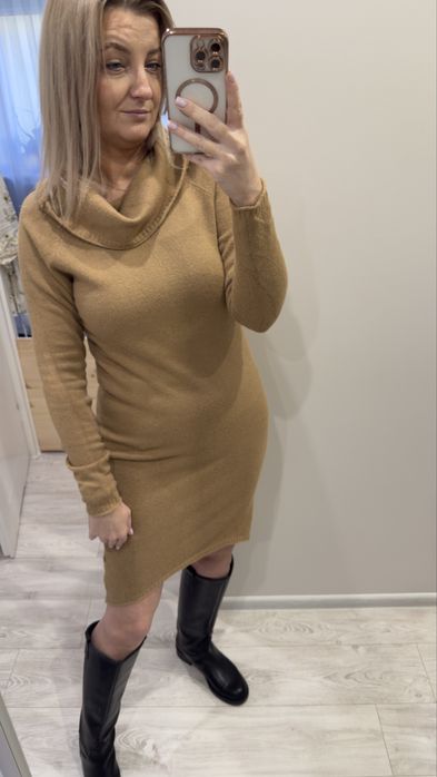 Karmelowa sweterkowa sukienka one size