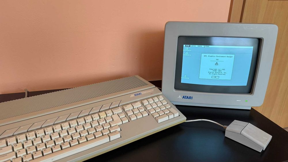 Zestaw Atari 520 STFM, Monitor SM124, mysz, 100% Sprawny, zadbany
