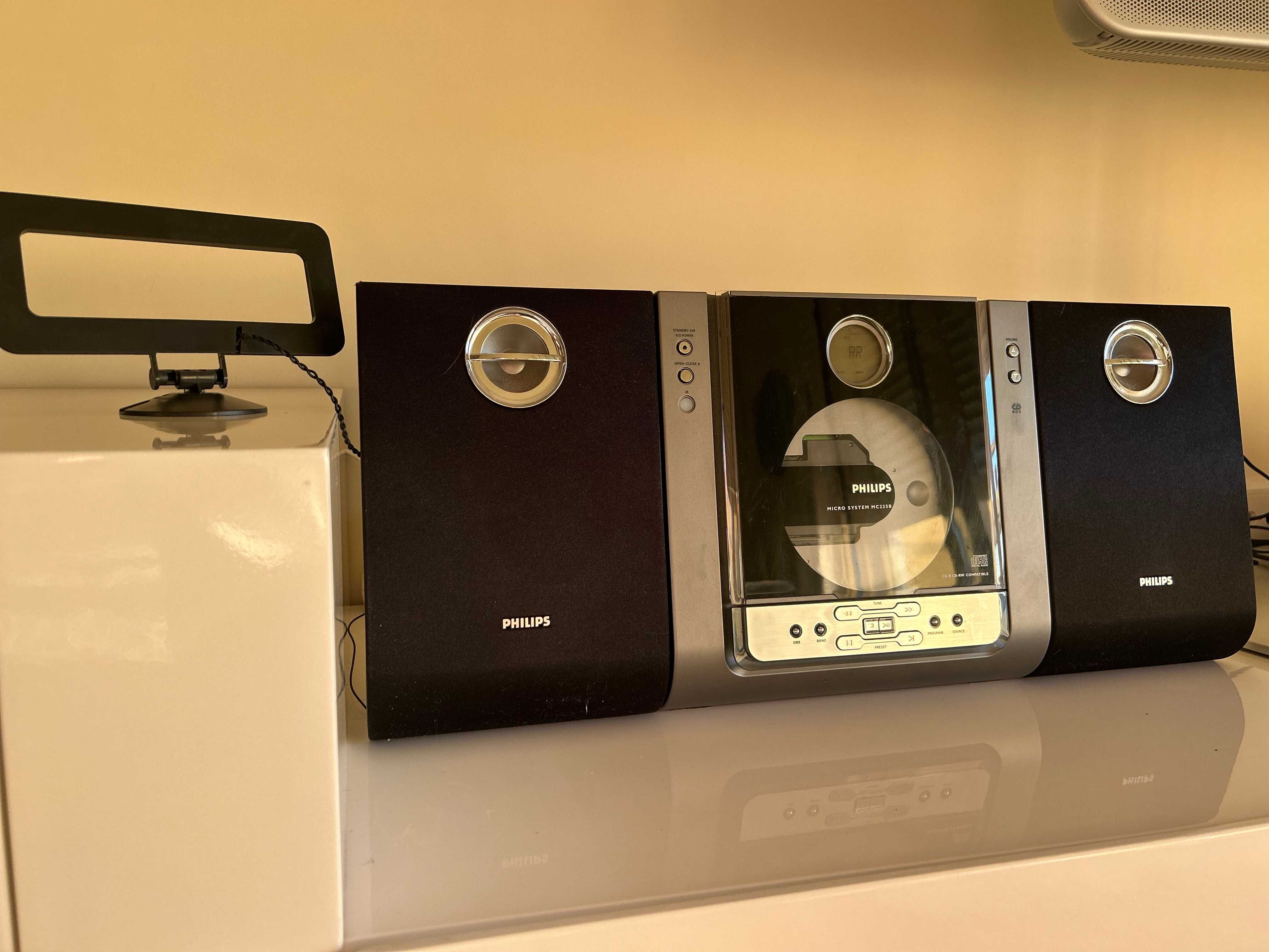 Central musical Philips MC235B/05