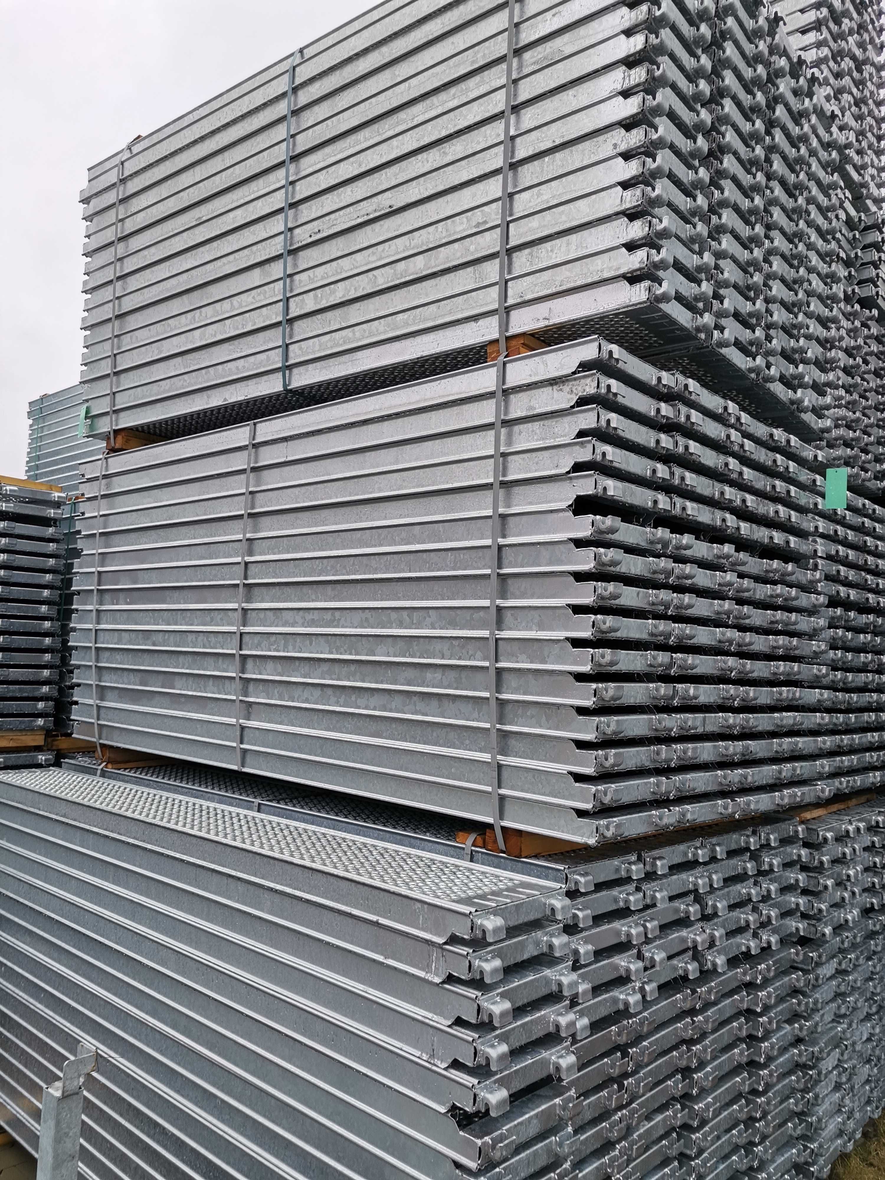 Rusztowanie fasadowe typ L73 klinowe 300m2