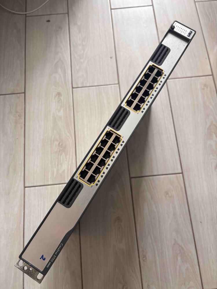 Комутатори (свитч) - Cisco Catalyst 3750 Series