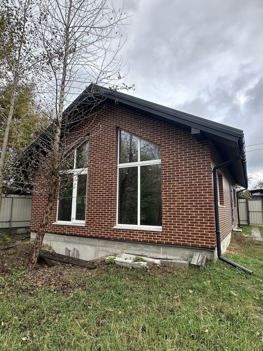 Продаж будинку з ділянкою 10 сот на Троещині, вул. Нікіфора Дровняка