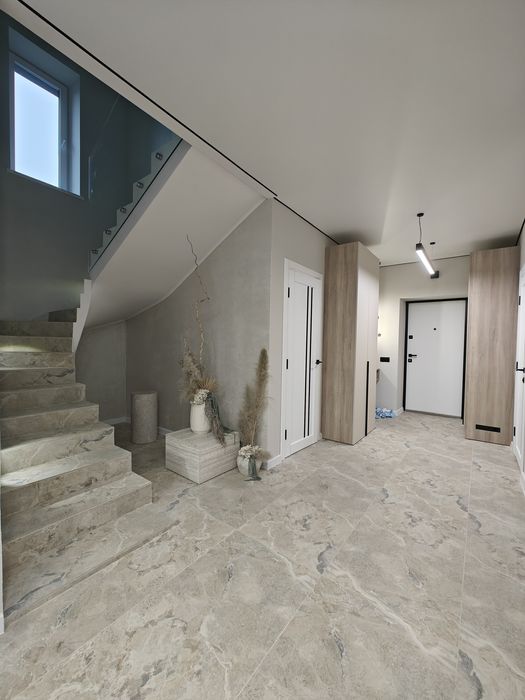 Продаю БЕЗ КОМІСІЇ для покупця. Будинок