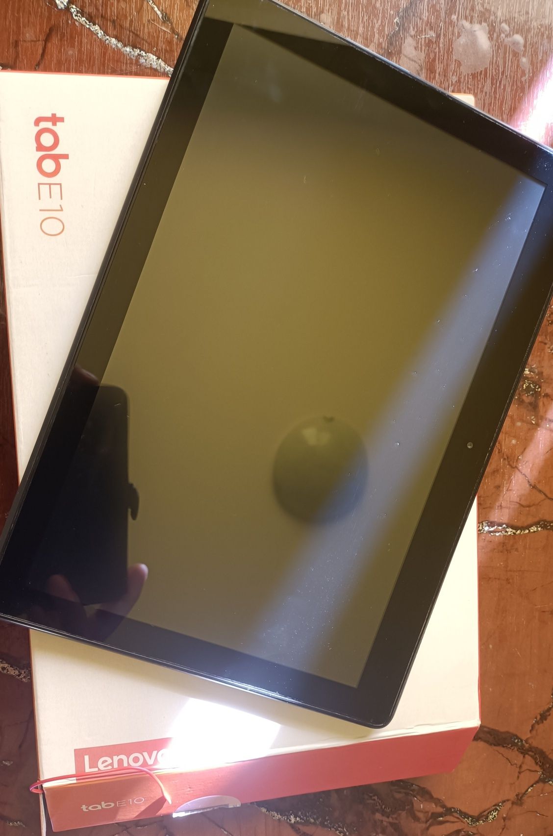Планшет lenovo tab E10