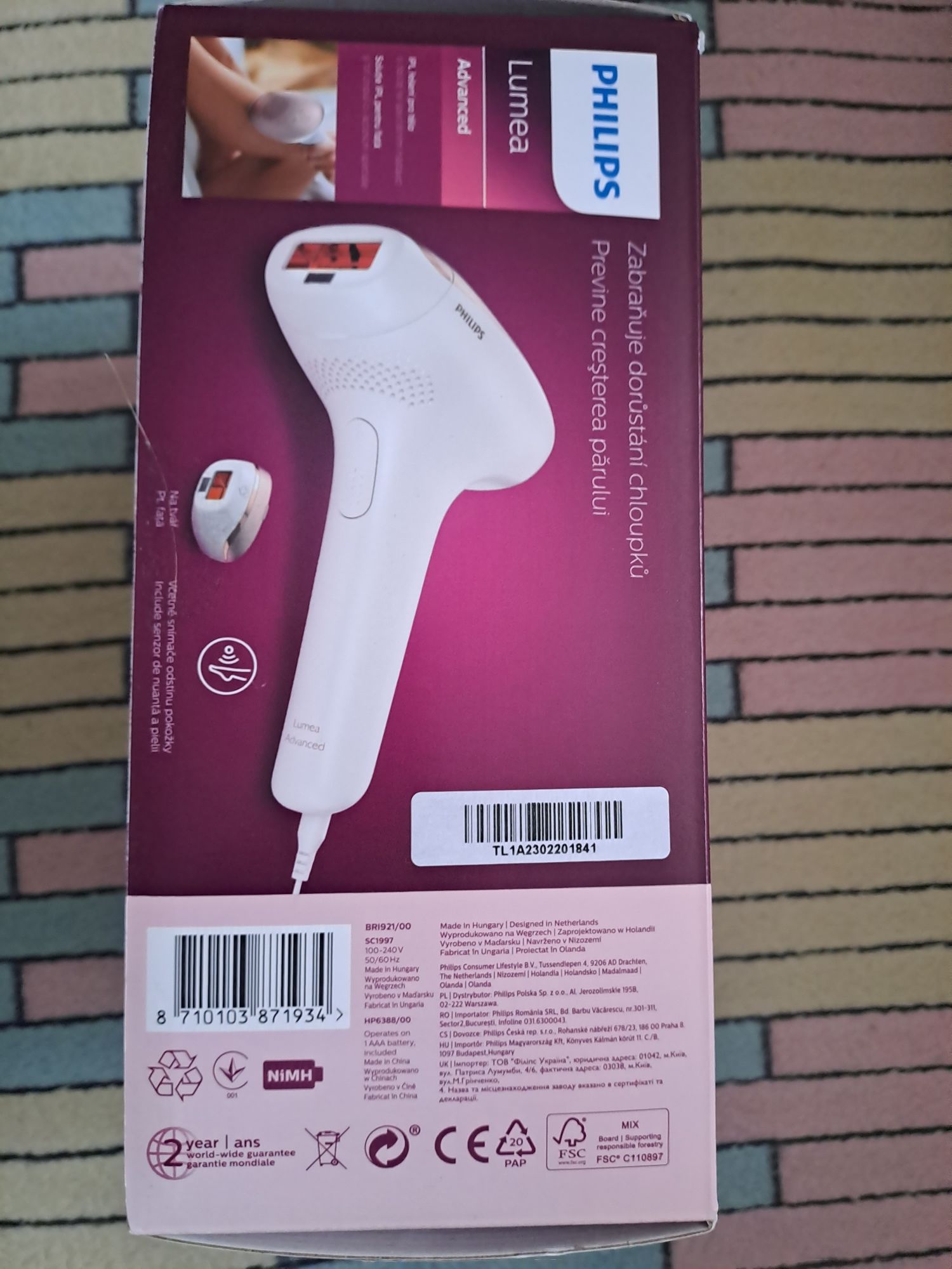 Фотоепілятор Philips Lumea Advanced BRI921/00