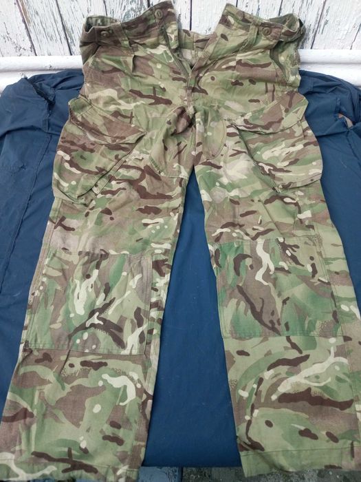 Ветровка Британка, штаны и китель