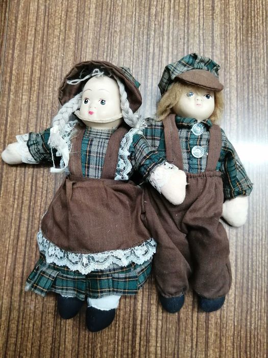 Bonecas porcelana Varias