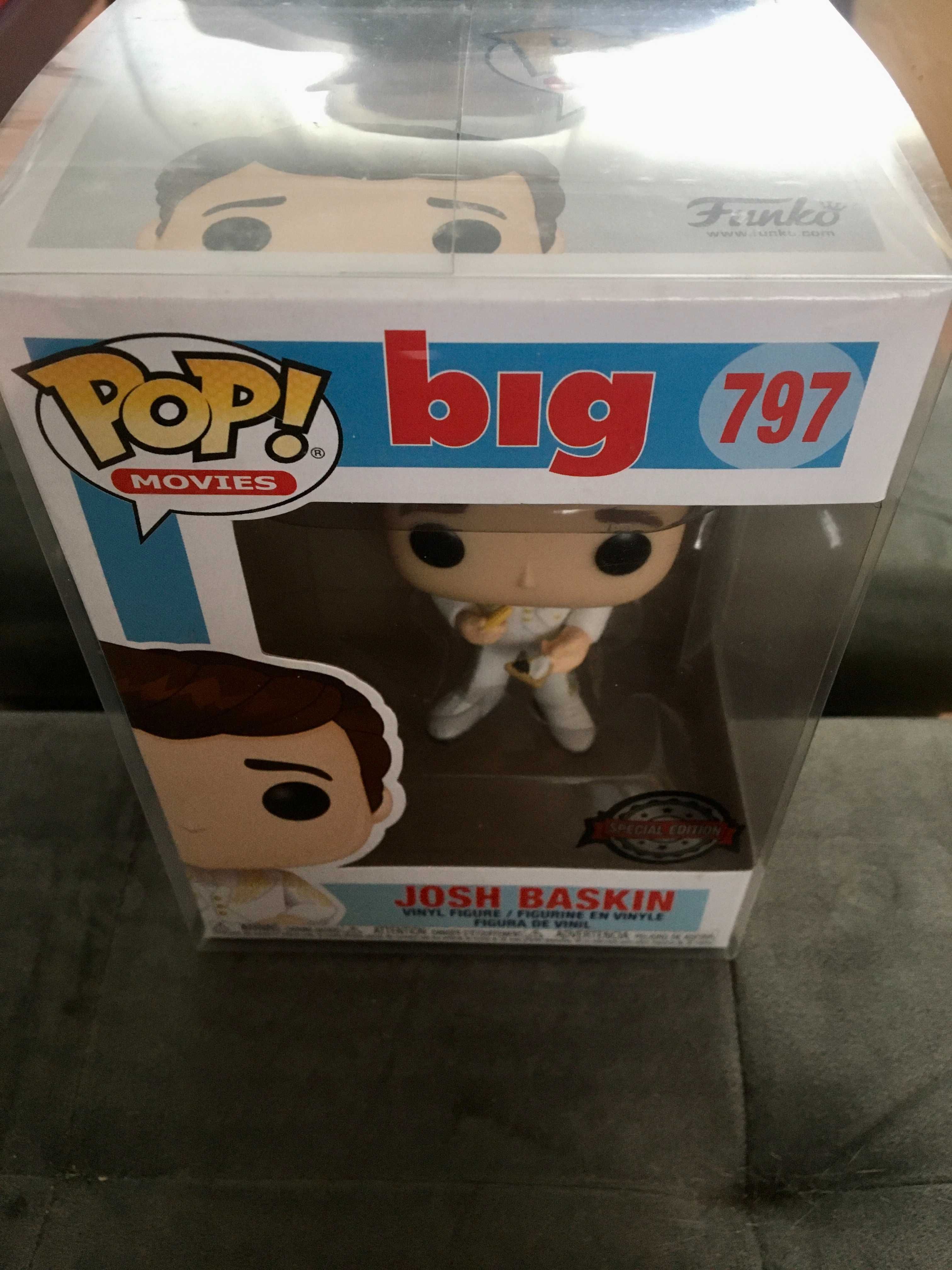 Funko POP! Josh Baskin w/ Tuxedo and Zoltar - Big (1988)